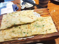 葱油饼-95号酱骨·一块豆腐(展春园西路店)