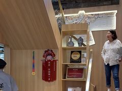 -霸王茶姬(南强街店)