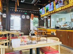 大堂-东门口涮肉·砂锅·烤串(老门东店)