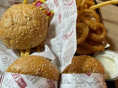 -The Habit Burger Grill 哈比特汉堡(复兴soho店)