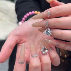 -QHOUSE美甲美睫