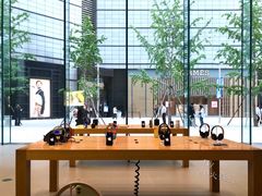 -Apple零售店(华贸购物中心店)