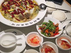 -江渔儿酸菜鱼(东厦一百店)
