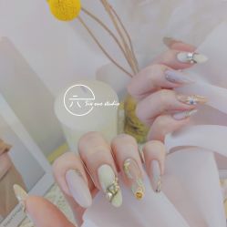 -SixOne六一日式美甲美睫