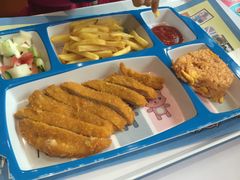 -蒙特利亲子乐园