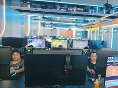 -嘻娱电竞·龙嘉兴(创业花园店)