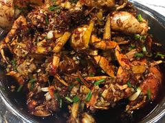 -凤凰路何眼镜香辣蟹(花果园店)