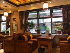 靠窗位-玛禄藏膳(五分店)