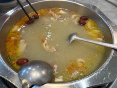 -光头药膳鸡(莱茵小镇店)