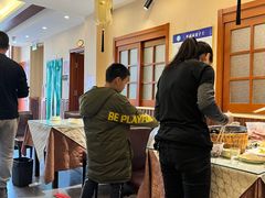 大堂-华盛园卷子王农家菜水库鱼