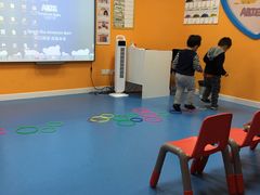 -学知伴成长中心(徐汇中心)