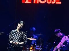 -TZ House音乐现场(来福士中心店)