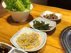 -唯成•韩国炭火烤肉 유성고기