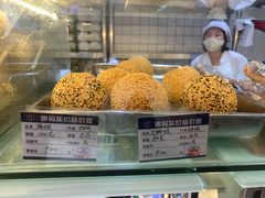 -白玉兰食品甜凤店(合生汇店)