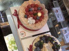 -花花卷卷·鲜食蛋糕(静安久光百货店)