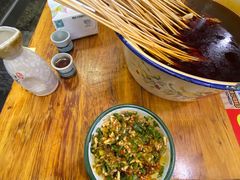 -拈签一笑黄牛肉辣卤串串