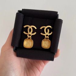 -Chanel