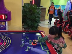 -爱玩嘉年华(龙湖曲江天街店)
