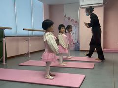 -舞研舞蹈培训(魏公村校区)