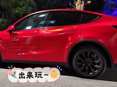 -TESLA 特斯拉(上海太古汇体验店)