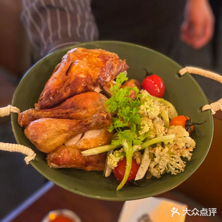 魔都新店|看世界杯超有氛围感的bistro