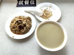 豆汁-老磁器口豆汁店(天坛店)
