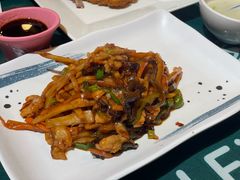 -南京金牛湖巨碗鱼头