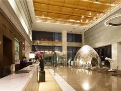 -上海虹桥西郊假日酒店