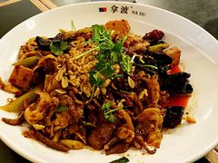 -拿渡·水煮鱼麻辣香锅(王府井奥莱·香江小镇店)