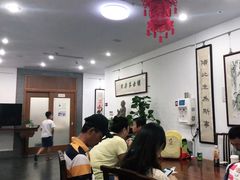 -秦汉胡同书法国画古筝围棋书院(漕宝日月光分馆)