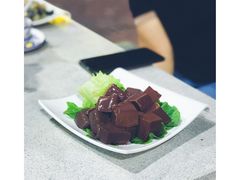 -墨脱石锅椰子鸡•香草鸭•东山羊(大东海店)