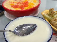 -黄师奶甜品店