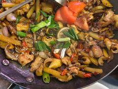 -富正毅三下锅·湘西韵味(天门山索道店)