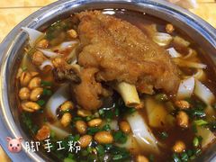 -覃肥叔桂林米粉(粮道街店)