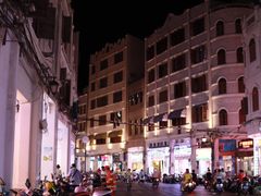 -海口骑楼小吃街