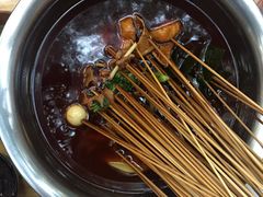 -四小区火锅·巷子里的重庆火锅(花照壁店)
