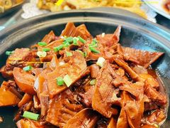 -李东农庄(中南百草园地标店)