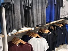 -优衣库(广州天河领展广场店)