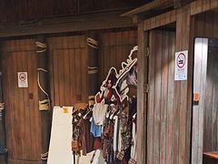 -暴风岛沉浸式体验馆(百联世纪店)