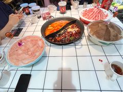 -伍师兄市井火锅(东部星悦天地店)