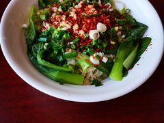 -红栌温泉山庄生态美食餐厅