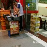 水城路上2家百吃不厌的羊肉串小店