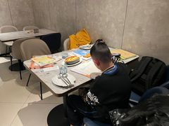 -必胜客(骡马市店)