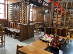 -果松木炭酸菜铜火锅·外婆参鸡汤