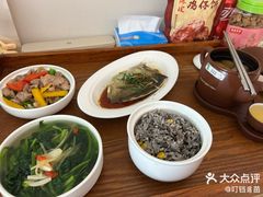 -雪梅月子中心(华侨城店)