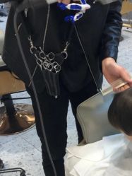 -PE SALON 