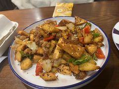-盾亚新疆餐厅(松江万达广场店)