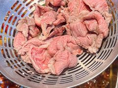 -来龍儿鲜切牛肉自助老火锅