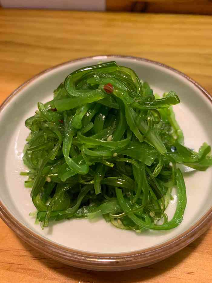 千太郎拉面(西安路店[薄荷]环境:隐藏在居民楼里的一家店,很.