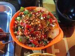 -椒点传统串串香